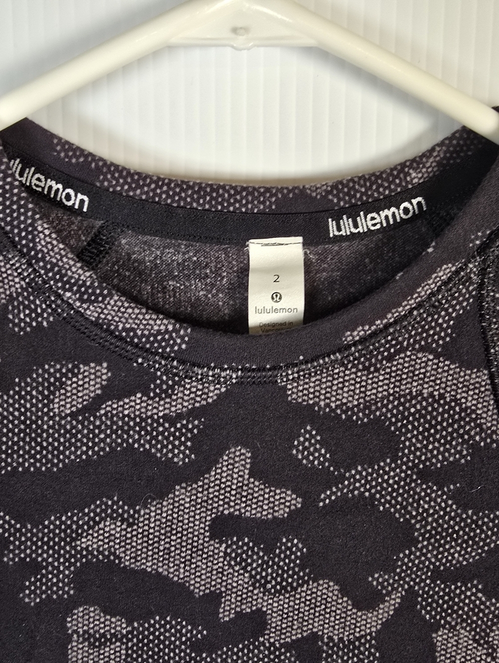 Lululemon Close to Crossing Long Sleeve Heritage Camo Jacquard Black Lunar Rock - Picture 5 of 15